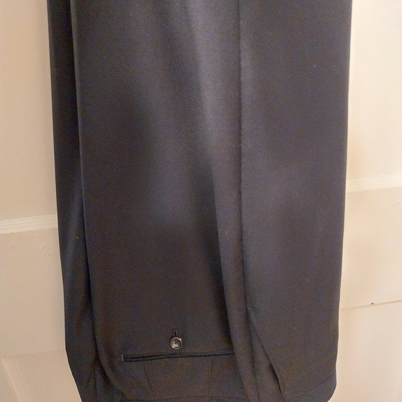 Peak Lapel Spier & Mackay Suit - Picture 2 of 9